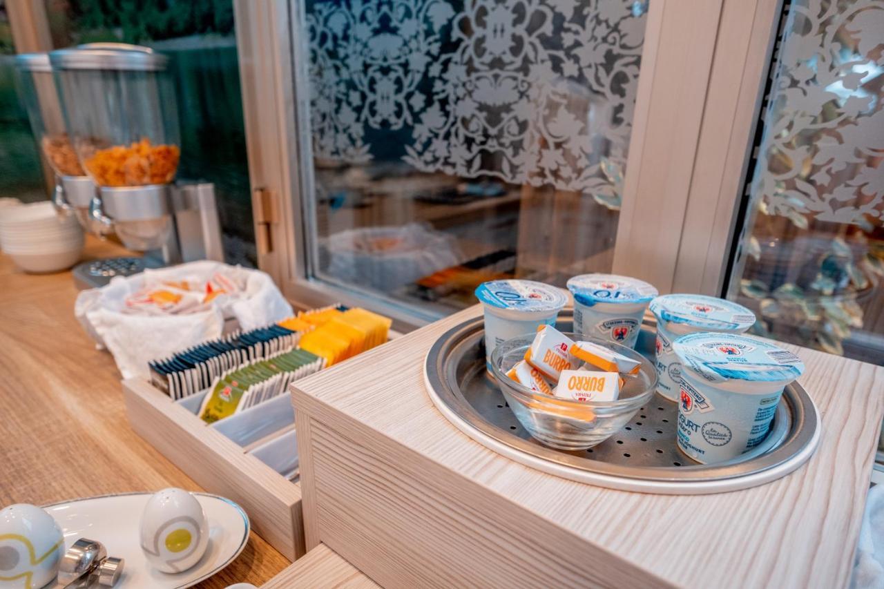 Casa Da Carmen Boutique & Private Spa Мецоломбардо Екстериор снимка